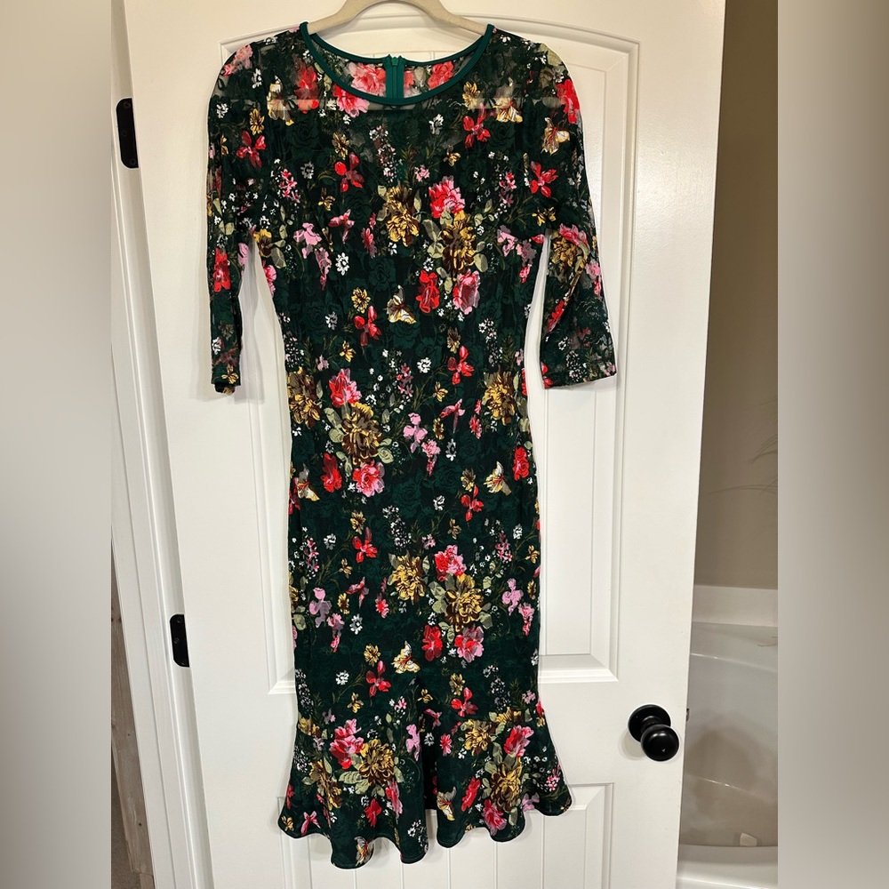 Floral Long Sleeve Dress in Green and Red